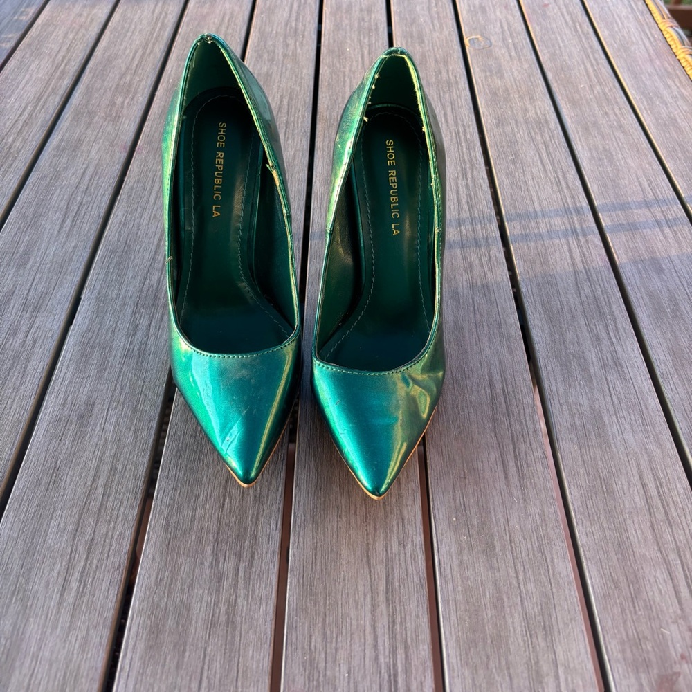Shoe Republic Shiny Green Stiletto Heels